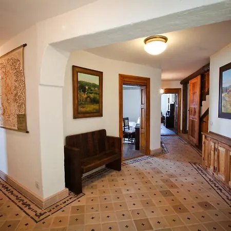 Halasi Pince Panzio 4* فيلاني