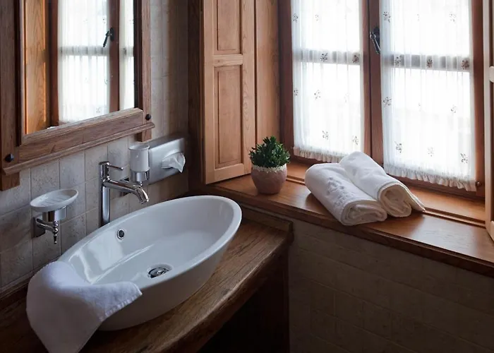 Bed & Breakfast Halasi Pince Panzio