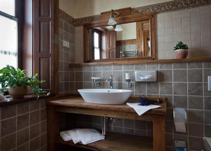 Halasi Pince Panzio 4* Villány