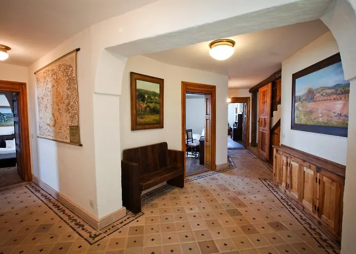 Halasi Pince Panzio 4* Villány